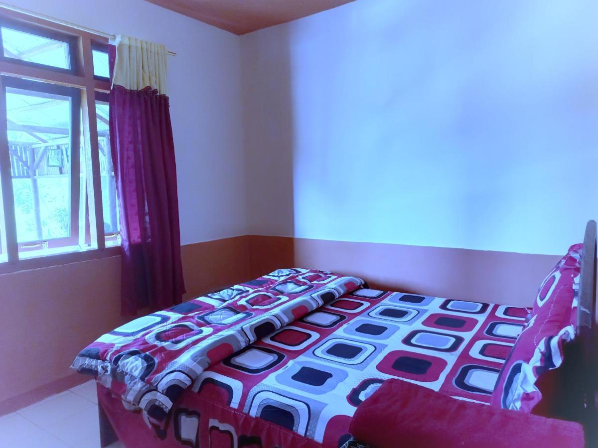 Sun Rice Homestay Ruteng Chambre photo